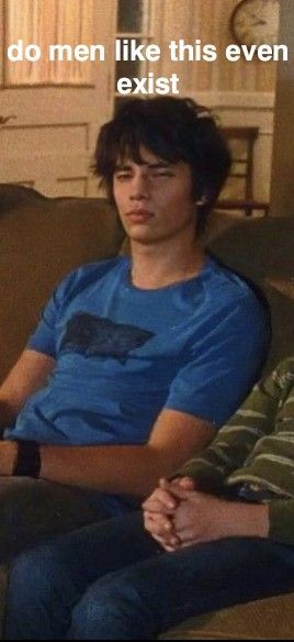 Rodrick Heffley Look Alike, Rodrick Loded Diper, Rodrick Heffley Profile Picture, Rodrick Headcanons, Rodrick Heffley Actor, The 100 Devon Bostick, Rodrick X Yn, Rodrick Heffley Outfit, Rodrick Heffley Memes