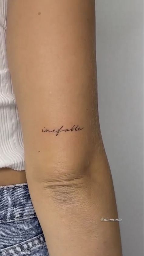 Word Tattoo Above Elbow, Name On Back Of Arm Tattoo, Name Tattoo Aesthetic, Above Elbow Tattoo Words, Tattoo Above The Elbow, Tattoos Above Elbow, Tattoo Behind Arm Above Elbow, Tattoo Behind Arm, Above The Elbow Tattoo