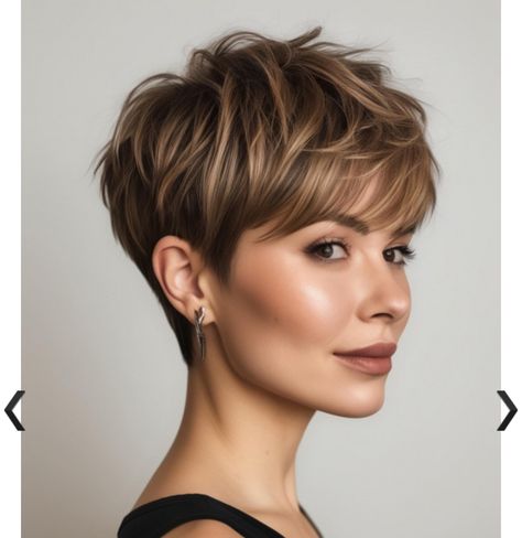 Medium Brown Pixie Hair, Pixie Haircut Light Brown, Brown Short Pixie Haircut, Pixie Light Brown Hair, Pixi Cute Short Hair Brunette, Brunette Pixie Cut, Brunette Pixie, Stylish Short Haircuts, Buzz Cuts