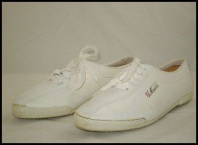 Vtg 80s La Gear White Leather Sneakers Tennis Shoes 7 5 80s White Sneakers, Vintage White Sneakers, Vintage Tennis Shoes, La Gear Sneakers, 80s Aerobics, 1950s Shorts, 80’s Aesthetic, White Tennis Shoes, Vintage Tennis