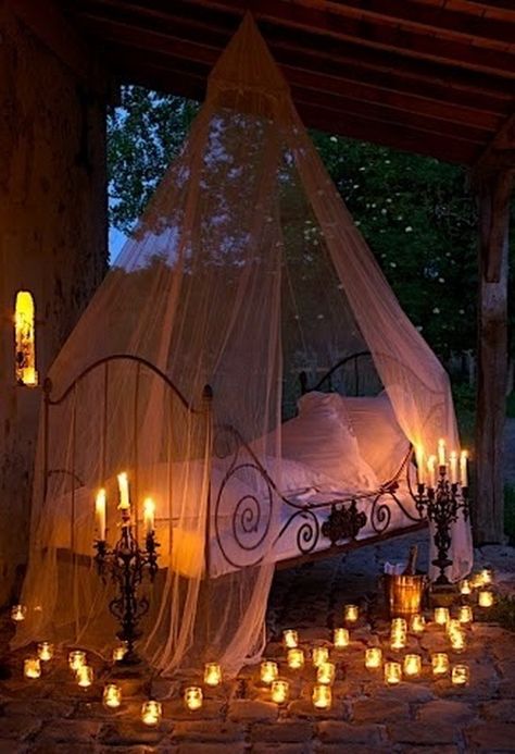 30 Spooky Bedroom Décor Ideas With Subtle Halloween Atmosphere                                                                                                                                                     More Spooky Bedroom Decor, Spooky Bedroom, Antique Iron Beds, Halloween Bedroom Decor, Elegant Bedroom Decor, Halloween Bedroom, Romantic Bedroom Decor, Casa Vintage, Kahlil Gibran