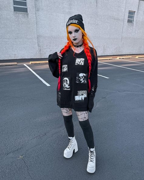 Leah Sapp | It’s way too hot out to dress like this tbh but that’s never stopped me before . Sweater from @hottopic 🖤 . . #sponsoredbyHT… | Instagram Sporty Goth Outfits, Sporty Goth, Goth Outfits, Makeup, Beauty, Instagram, Make Up