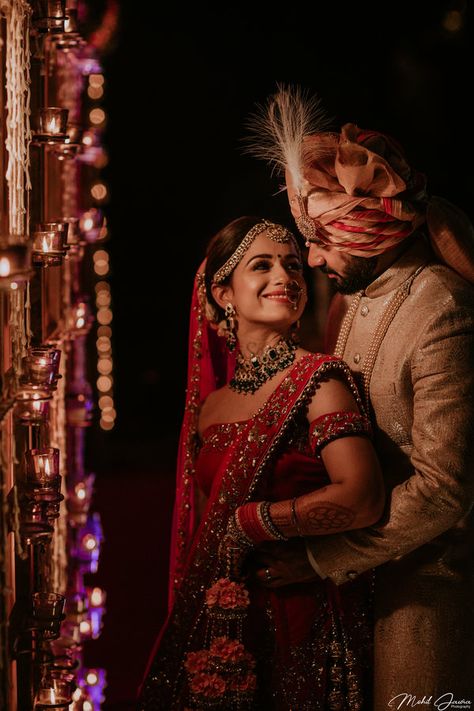 www.wedding.best  beat wedding information शादी की तस्वीरें, Bride Groom Photoshoot, Bride Groom Poses, Indian Bride Poses, Indian Bride Photography Poses, Indian Wedding Poses, Groom Pose, Groom Photoshoot, Bride Photos Poses