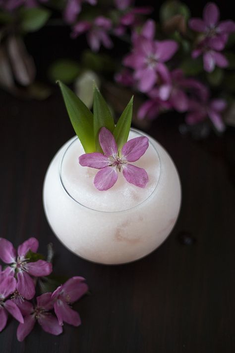 Beach Blossom - a Tropical Rum Cocktail for Summer - Moody Mixologist Creative Cocktail Recipes, Moody Mixologist, Guava Syrup, Tropical Cocktail Recipes, Creative Drinks, Boat Drinks, Cocktail Pictures, Drinks Summer, Fantasy Food