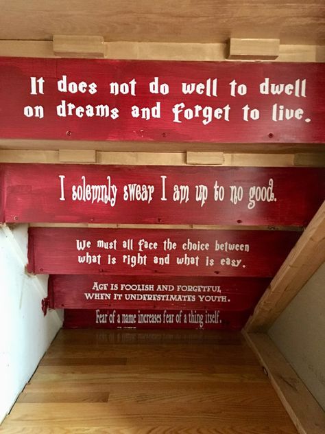 You’ve Got To See This Dad’s Harry Potter-Inspired ‘Cupboard Under The Stairs’ Harry Potter Closet, Cupboard Under The Stairs, Stair Nook, Closet Under Stairs, Basement Stairs Ideas, Rustic Stairs, Stair Makeover, Harry Potter Room Decor, Stairs In Living Room