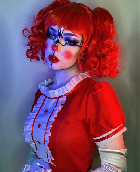 Foxy Makeup Fnaf, Fnaf Makeup Ideas, Circus Baby Makeup, Fnaf Makeup Looks, Makeup Looks Cosplay, Fnaf Movie Outfit Ideas, Fnaf Inspired Makeup, Ballora Cosplay, Chica Cosplay Fnaf