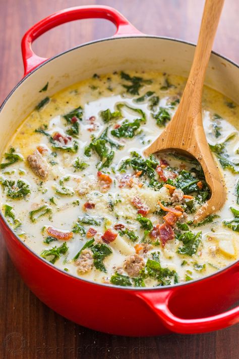 Zuppa Toscana Soup Olive Garden, Olive Garden Zuppa, Olive Garden Soups, Olive Garden Zuppa Toscana, Creamy Shrimp Pasta, Zuppa Toscana Soup, Tuscan Soup, Toscana Soup, Mild Italian Sausage