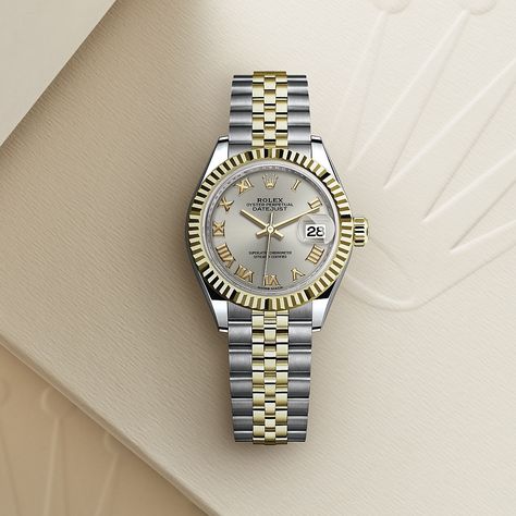 Pretty Watches, Sky Dweller, Rolex Women, New Canaan, New Rolex, Watch Lover, Luxury Timepieces, Two Tone Watch, White Dial