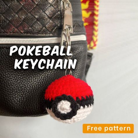 Pokeball Keychain Crochet Pattern, Crochet Pokeball, Keychain Crochet Pattern, Ring Magic, Crochet Pattern Tutorial, Crochet Pokemon, Keychain Crochet, Crochet Things, Magic Ring