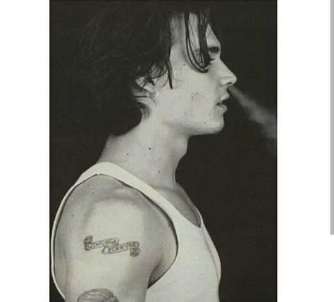 Winona Forever Tattoo, Debbie Depp, Johnny Depp Tattoos, Johnny Depp And Winona, Johnny Depp Wallpaper, Forever Tattoo, Winona Forever, جوني ديب, 90s Wallpaper