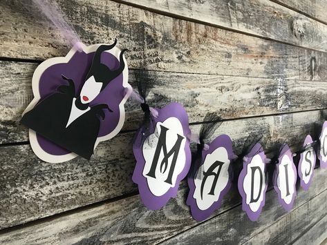 Maleficent Party Decorations, Maleficent Birthday Party, Adventure Cake Topper, Maleficent Party, Hot Air Balloon Cake, Balloon Cupcakes, Bday Party Theme, Terrible Twos, Baby Shower Cake Topper