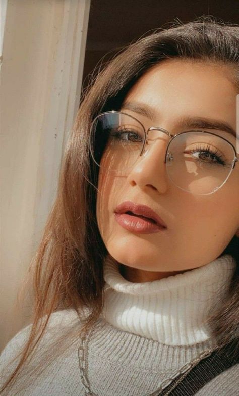 Trendy Specs For Women, Specs For Round Face, Specs Frames Women, Frames For Round Faces, Glasses Frames For Girl, Clear Glasses Frames Women, Glasses Women Fashion Eyeglasses, Spectacles Women, Glasses For Oval Faces