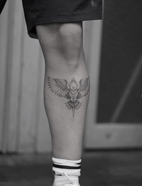 Tattoo Ideas For Men In Leg, Wing Tattoo Leg, Leg Tattoo Men Shin, Leg Wing Tattoo, Wings Leg Tattoo, Wing Leg Tattoo, Wings Tattoo Leg, Wings Knee Tattoo, Leg Tattoo Design For Men