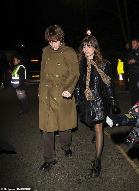 Gene Gallagher Girlfriend, Gene Gallagher, Liam And Noel, Liam Gallagher, Oasis, Burberry, Quick Saves