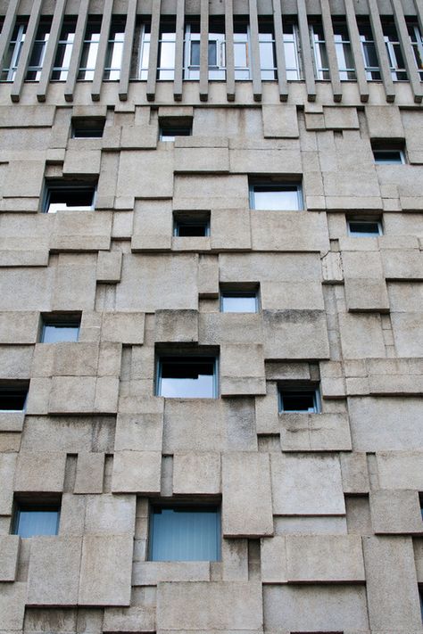 Brutalist facade Brutalist Facade, Building Reference, Architecture Facade, Design Thinking Process, Show Design, Concrete Panel, Concrete Facade, Brutalist Architecture, Classical Architecture