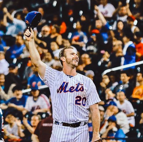 Taekwondo Rookie of the Year with MLB's Pete Alonso World Taekwondo, Lets Go Mets, Pete Alonso, No Crying In Baseball, Baseball Diamond, Mlb Hats, Tae Kwon Do, Baseball Park, Rookie Of The Year