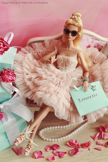 Edgy Barbie, Barbie Doll Aesthetic, Poppy Parker Dolls Fashion, Barbies Pics, Bad Barbie, Barbie Fashionista Dolls, Barbie Dress Fashion, Poppy Parker Dolls, Im A Barbie Girl