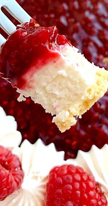 Semi Sphere Dessert, Dessert With Raspberry Jam, Raspberry Ribbon Pie, Red Raspberry Pie Recipes, Raspberry Cream Pie Pioneer Woman, Kneaders Raspberry Cream Pie, Fruit Cream Pie, Red Raspberry Cream Pie, Sugar Free Raspberry Desserts