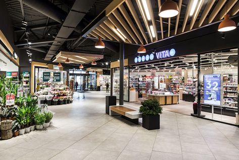 Grorud Kjøpesenter - shopping mall on Behance Comercial Interior Design, Mall Interior, Shopping Mall Interior, Terminal Bus, Shopping Mall Design, Minecraft Interior, Mall Stores, Supermarket Design, Commercial Complex