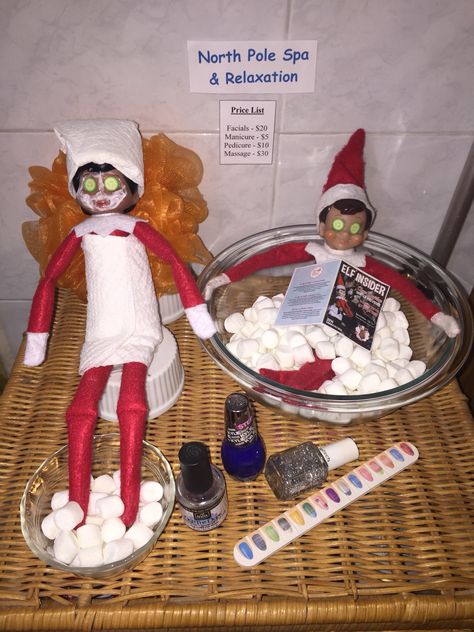 North Pole Spa - Elf on the shelf - my daughter loved this! Elf On The Shelf Ideas Spa, Elf On The Shelf Salon Ideas, Elf On The Shelf Spa Day, Elf Spa Day, Elf On The Shelf Pranks Kids, Elf On The Shelf 2 Elves, Elf On The Shelf Spa, Salon Christmas, Simple Thanksgiving Table Decor