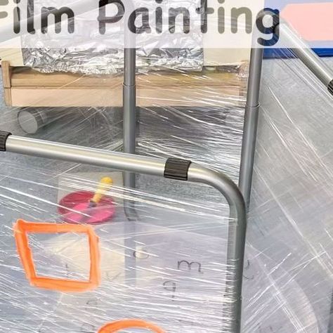 Film Painting, Diy Easel, Play Hacks, Tuff Tray, Cling Film, Instagram Diy, Learning Through Play, Have You Tried, You Tried