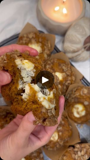 4.1K views · 1K reactions | The most decadent fall muffin 🎃 🍂 these are packed with pumpkin pie spice, cream cheese, and toasted oat streusel to finish them off! All fermented overnight to add the benefits of sourdough… recipe below! 

Dry ingredients:
1 1/8 cup all purpose flour 
1 1/2 teaspoons baking powder
1 teaspoon baking soda
1/2 teaspoon salt
1 Tablespoons pumpkin pie spice blend 
Combine and set aside.

Wet ingredients:
1 1/2 cups pumpkin puree
1/2 cup brown sugar
1/4 cup white sugar 
2 teaspoons bourbon vanilla
1/2 cup sourdough discard 
1/2 cup unsalted butter, melted
2 eggs 
Whisk until smooth. 

Overnight ferment option:
Hold eggs, butter, baking soda, and baking powder. Mix dry ingredients and combine wet and allow to sit in refrigerator overnight. Add melted butter and egg Benefits Of Sourdough, Fall Muffins, Family Meal Prep, Sourdough Recipe, Pumpkin Cream Cheese Muffins, Bread Bakery, Afternoon Tea Recipes, Pumpkin Cream Cheeses, Sourdough Discard