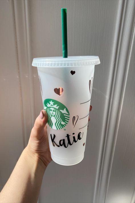 Enhance your sipping experience with a customised Starbucks cold cup! ☕✨ Add your name or design for a unique touch. Sip in style and stay refreshed on-the-go. Perfect for coffee lovers and a great gift idea! 🎁🌟 #PersonalisedStarbucksCup #CustomColdCup Heart Best Friend, Best Friend Gift, Starbucks Cups, Cold Cup, Coffee Lovers, Your Name, Coffee Lover, Drinkware, Best Friend