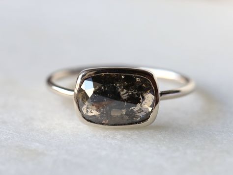 Gray Diamond Ring, Unique Solitaire Engagement Ring, Minimal Diamond Ring, Salt And Pepper Diamond Ring, Grey Diamond Ring, Pepper Diamond Ring, Gray Gemstones, Raw Diamond Rings, Raw Diamond Engagement Rings