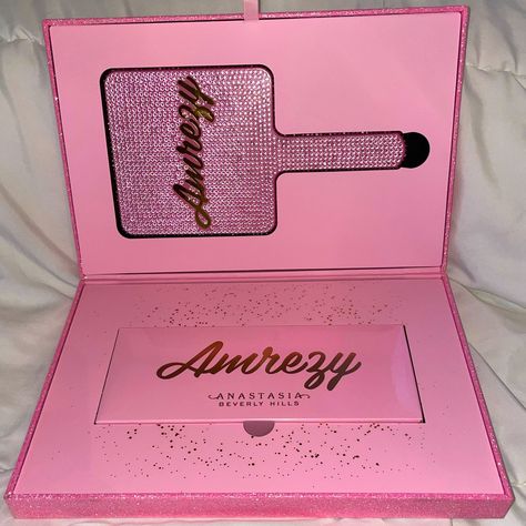 Anastasia Beverly Hills Blush, Anastasia Beverly Hills Primrose Palette, Anastasia Beverly Hills Amrezy Palette, Glitz And Glam Brush Set, Anastasia Beverly Hills Lipgloss, Anastasia Beverly Hills Face Palette, Anastasia Beverly Hills Contour, Anastasia Beverly Hills Dipbrow, Pr Kit