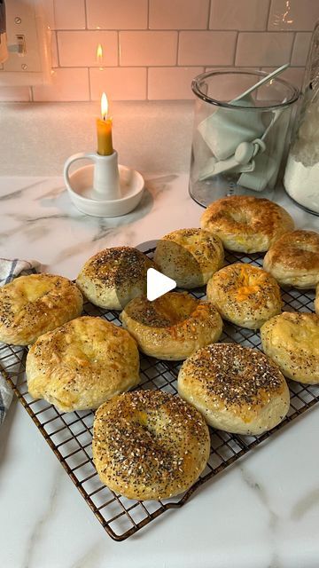 544K views · 53K likes | Jovan & Courtney West  | Easy Recipes + Home Baking on Instagram: "Bagels Part 1 🥯

Tested and approved!✨ These bagels were so good. They were soft and chewy, and were NOT time consuming!!! 

Bonus: I made them in my air fryer on the baking setting and in the oven - BOTH turned out amazing!!!!! 

Comment “bagel” for the Recipe 👇🏼
•
•
•
•
•
•
•
#bagel #breakfast #brunch #bread #foodstagram

Via CarolinaGrowing / TT" Sourdough Bagel, Vegan Bagel, Pizza Cupcakes, Bagel Breakfast, Sourdough Bagels, Dairy Free Baking, Gluten Free Bagels, Sourdough Bread Recipes, Cinnamon Crunch