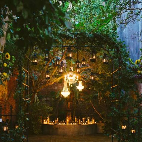 Candle Backdrop, Bayou Wedding, Louisiana Wedding Venues, Courtyard Wedding, Nola Wedding, Louisiana Wedding, Places To Get Married, Wedding Welcome Bags, New Orleans Wedding