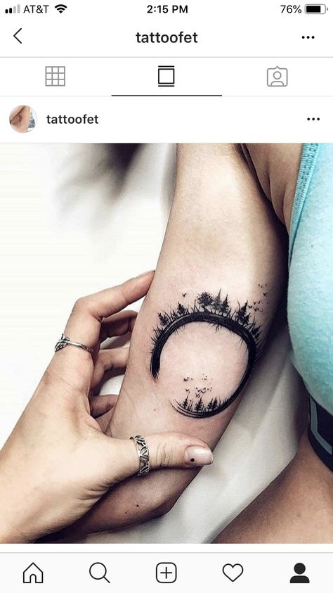 Tatuaje Trash Polka, Zen Tattoo, Lotr Tattoo, Lord Of The Rings Tattoo, Circle Tattoo, Circle Tattoos, Cool Arm Tattoos, Wolf Tattoo Design, Tato Lengan