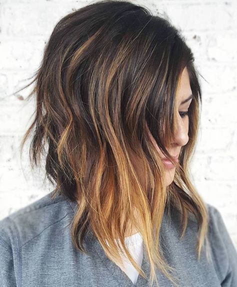 Edgy A-Line Haircut for Women with Thick Hair Best Medium Length Haircuts, Short Hair 40, Brunette Hair Color With Highlights, Balayage Short Hair, A Line Haircut, Medium Length Haircuts, Balayage Short, Haircuts For Thick Hair, Thick Hair Styles Medium