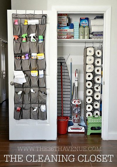 Hacks For Small Spaces, Organiser Son Dressing, Organizar Closet, Utility Closet, Hemma Diy, Organisation Hacks, Ideas Para Organizar, Apartment Organization, Cleaning Closet