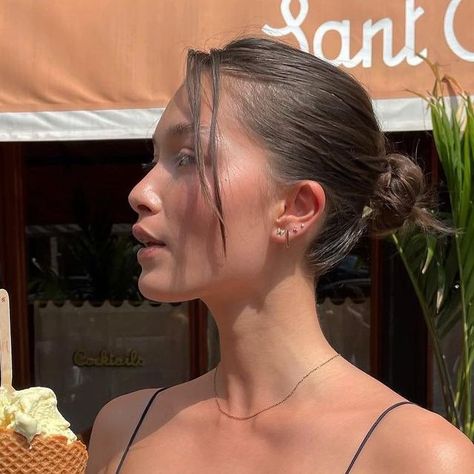 YADA VILLARET (ญาดา) on Instagram: "Perfect gelato weather" Yada Villaret, Hairstyles Cut, Cut And Color, Hair Cuts, Hairstyles, Hair Styles, On Instagram, Instagram