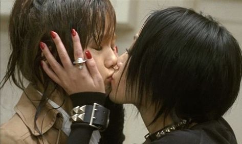 Nana Manga, Nana Osaki, 가을 패션, Live Action, Pose Reference, Written By, Pretty People, Anime