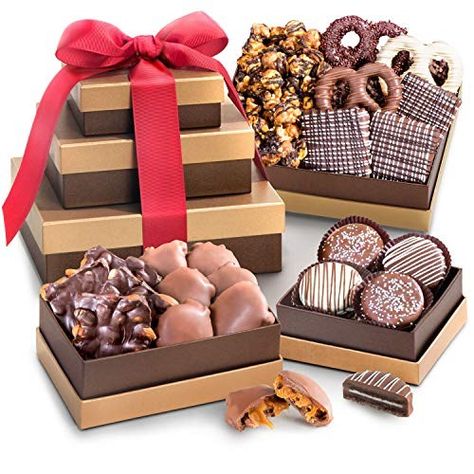 16 of the best last-minute Valentine's Day gifts of 2020 Dark Chocolate Almond Bark, Pecan Clusters, Chocolate Drizzled Popcorn, Valentines Day Chocolate, Chocolate Covered Graham Crackers, White Chocolate Pretzels, Chocolate Delivery, Chocolate Dipped Pretzels, Chocolate Dipped Oreos