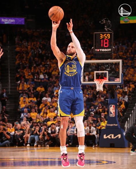 Stephen Curry Birthday, Curry Pictures, Stephen Curry Basketball, Stephen Curry Pictures, Wardell Stephen Curry, Curry Basketball, Nba Pictures, Steph Curry, Nba Champions