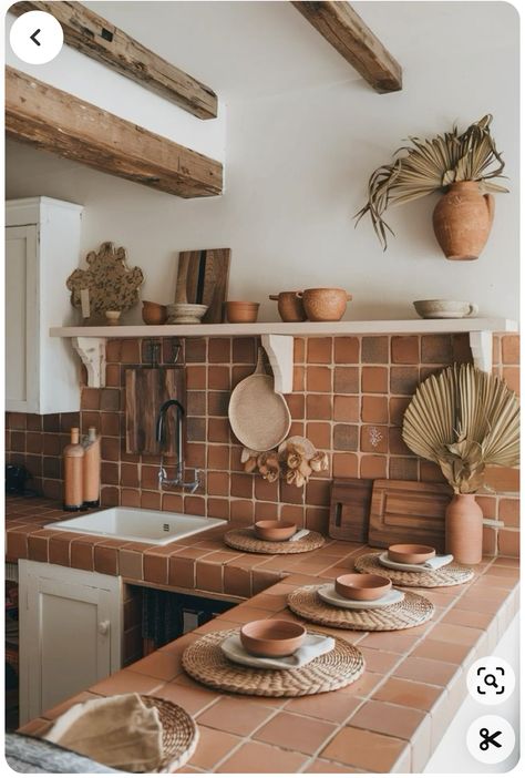 Terracotta Kitchen Island, Light Earthy Kitchen, Traditional Mediterranean Kitchen, Terracotta Tiled Kitchen, Earthy Warm Kitchen, Adobe Home Decor, Mediterranean Small Kitchen, Medditeranean Style Kitchen, Clay Tile Kitchen