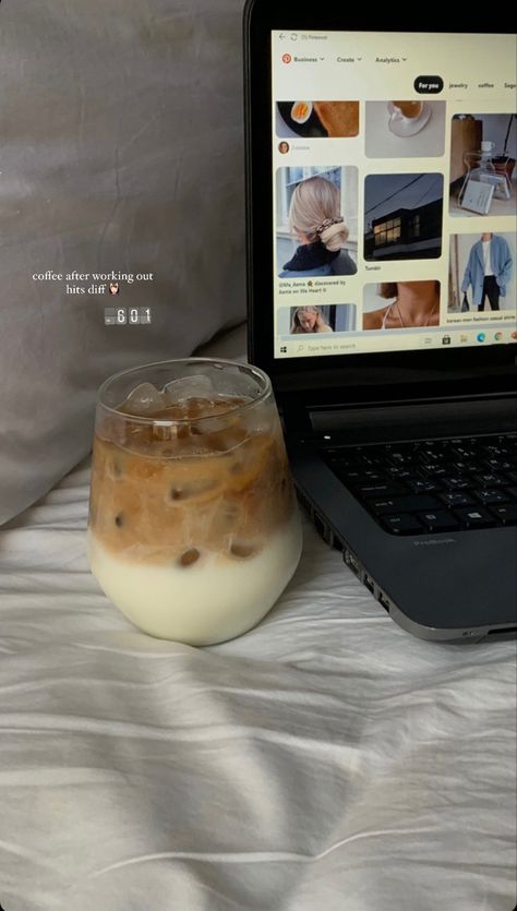 Fashion Room Decor, Coffee Glass Aesthetic, Quotes Confidence, Hippie Quotes, Food Captions, Makeup Hairstyles, Coffee Obsession, Instagram My Story, Coffee Photography