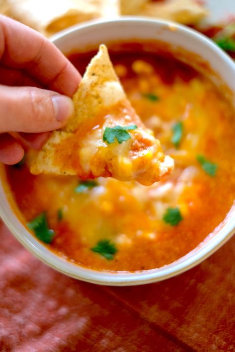 High Protein Creamy Taco Soup, High Protein Taco Dip, High Protein Chip Dip, High Protein Cheese Dip, High Protein Veggie Dip, Taco Dip, Snacks Recipes, Mindful Eating, Dish Recipes