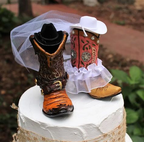 Boot Cake Topper Wedding Cake Topper-rustic Cake Topper | Etsy Canada Western Wedding Boots, Western Cake Toppers, Boot Cake, Western Wedding Cakes, Bride Boots, Western Bride, Cowgirl Boots Wedding, Wedding Cowboy Boots, Boots Wedding