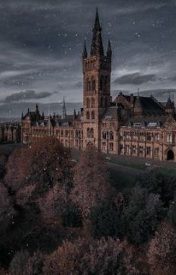 Castle School, Boarding School Aesthetic, Legacy Of Gods, Wings Wallpaper, Academia Aesthetics, Dark Castle, Rina Kent, Magic Aesthetic, Fantasy Castle