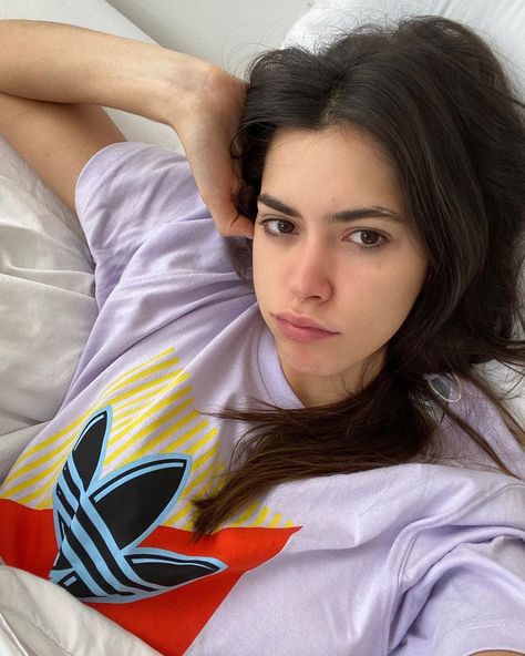 50.5k Likes, 383 Comments - Paulina Vega Dieppa (@paulinavegadiep) on Instagram: “Un lindo recuerdo de una mañana viéndome y sintiéndome una M. La perfección de instagram me está…” Cindy Kimberly Justin Bieber Instagram, Camila Morrone Selfie, Camila Morrone 2016, Selin Egemen Without Makeup, Adriana Lima Now 2022, Beautiful Lingerie, New Me, Social Network, My Vibe