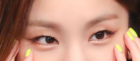 Yeji Makeup Look, Yeji Eyes, Kpop Woman, Yeji Hwang, Kpop Details, Monolid Makeup, Yeji Icons, Best False Eyelashes, Korean Eye Makeup