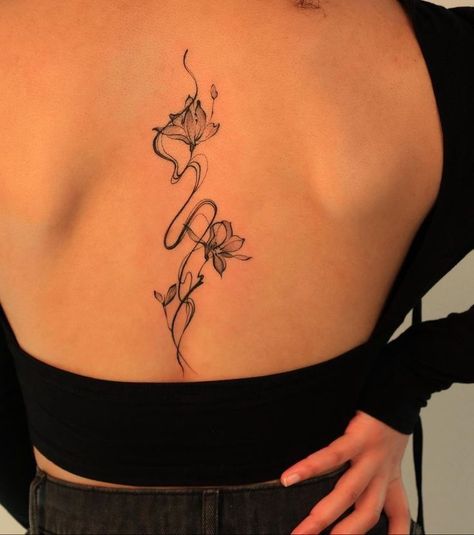 Popular Tattoo Ideas, Side Hip Tattoos, Designs Quotes, Tattoos For Women Flowers, Petite Tattoos, Spine Tattoos For Women, Tattoos For Black Skin, Classy Tattoos, Back Tattoo Women