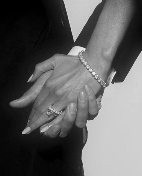 Marriage Rings Aesthetic, Marriage Rings, Calloway Sisters, Rings Aesthetic, Couple Goal, Couple Rings, Wedding Inspo, Couple Goals, Wedding Rings