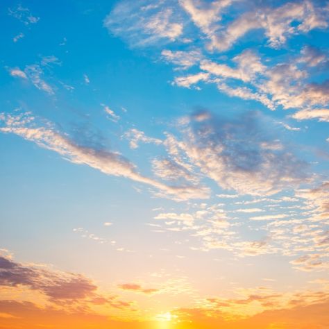 Yellow Clouds, Sky Photoshop, Dramatic Sky, Sky Images, Blue Sky Clouds, Twilight Sky, Wallpaper Sky, Cloud Photos, Background Gold