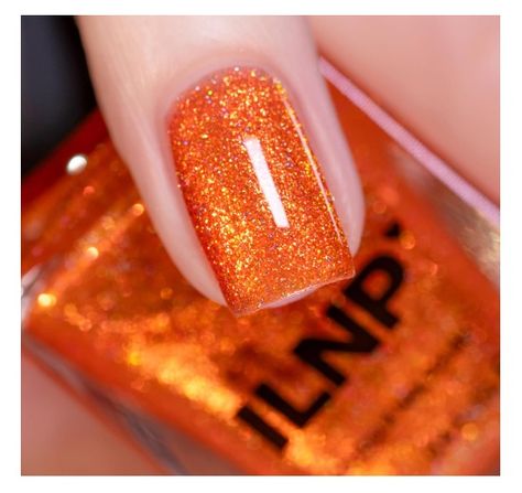 Aperol Spritz Nails - The Full Nester Sunset Nail Ideas, Coral Nail Polish, Purple Ombre Nails, Best Summer Cocktails, Sunset Nails, Orange Nail Polish, Shimmer Nail Polish, Nail Shimmer, Toenail Polish