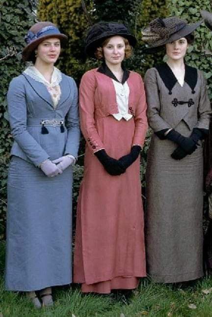 1915 Fashion, 1912 Fashion, Downton Abbey Costumes, Downton Abbey Dresses, Lady Sybil, Edwardian Lady, Downton Abbey Fashion, Old Fashion Dresses, Western Dress